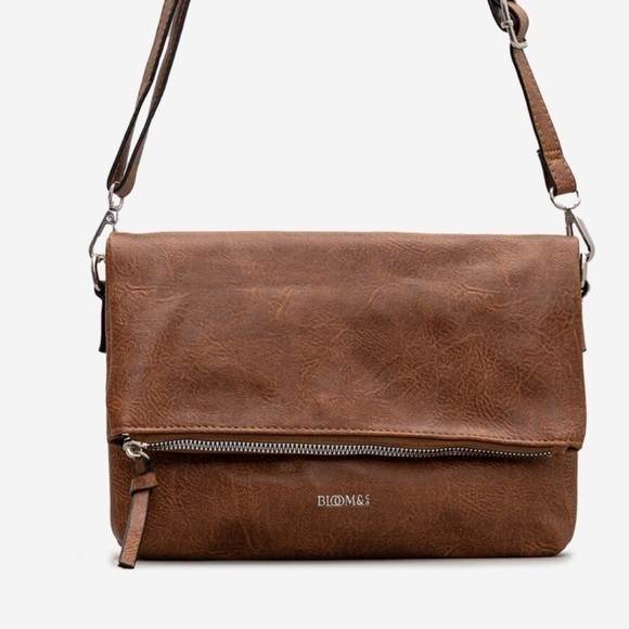 Bloom & Co Handbags - Bloom & Co Purse Matilde Tan shoulder bag medium faux leather Women feminine